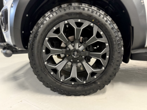 2023 Ford Ranger 2.0 Ranger Wildtrak Double Cab 2.0l Ecoblue 213ps AWD 10 Speed Automatic in Silver — image 3