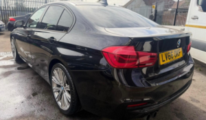 2016 BMW 3 Series 2.0 320i Sport Auto Euro 6 (s/s) 4dr in Black — image 3