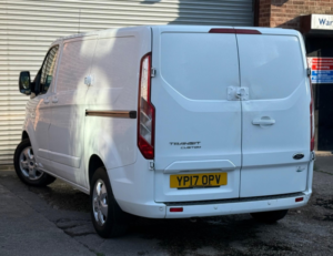 2017 Ford Transit Custom 2.0 Tdci 290 Limited L1 H1 5dr in White — image 6