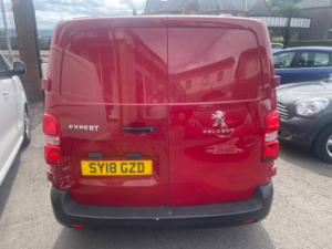 2018 Peugeot Expert 1.6 Bluehdi 1000 Professional Standard Panel Van 6dr Diesel Manual Mwb Euro 6 (s/s) (115 Ps) in Red — image 4