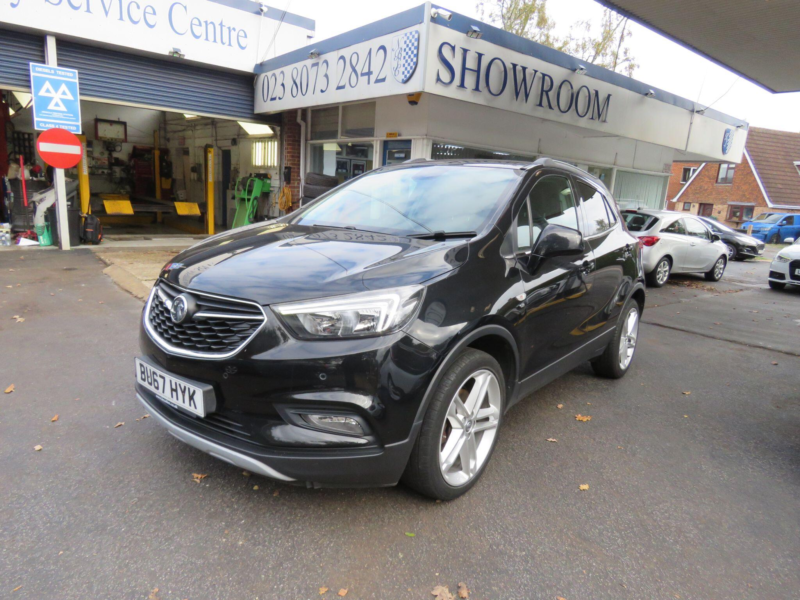 2017 Vauxhall Mokka X 1.6 Cdti Elite Nav Auto Euro 6 5dr in Black — image 1