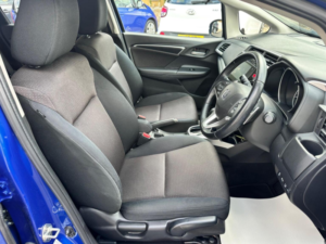 2016 Honda Jazz 1.3 I-Vtec Ex Navi CVT Euro 6 (s/s) 5dr in Blue — image 2