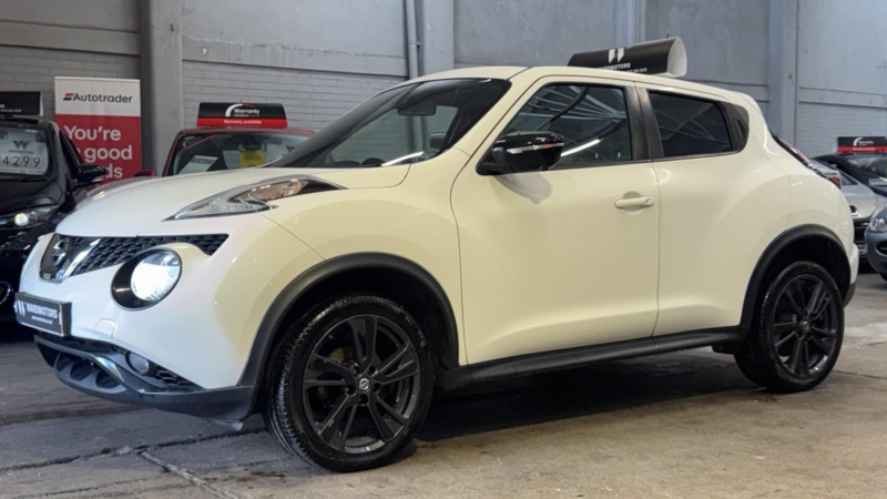 2015 Nissan Juke 1.5 Dci Tekna Diesel White 5dr Panroof+black Pack+low Tax+9 Stamps in White — image 1