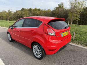 2014 Ford Fiesta 1.0 T Ecoboost Titanium in Red — image 4