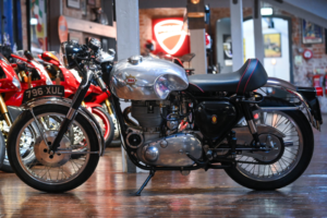 2008 Bsa Gold Star Dbd34 Low Miles in Black — image 3