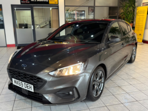 2019 Ford Focus 1.0 T Ecoboost St-Line in Grey — image 4