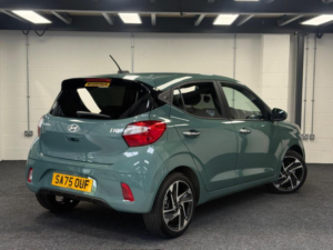 2025 Hyundai I10 1.2 Premium Auto Euro 6 (s/s) 5dr — image 4