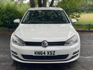 2014 Volkswagen Golf 1.6 Tdi Bluemotion Tech Match DSG Euro 5 (s/s) 5dr in White — image 2