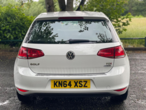 2014 Volkswagen Golf 1.6 Tdi Bluemotion Tech Match DSG Euro 5 (s/s) 5dr in White — image 6