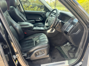 2016 Land Rover Range Rover 3.0 Td V6 Autobiography in Black — image 3