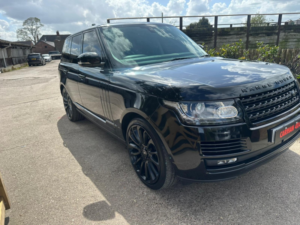 2016 Land Rover Range Rover 3.0 Td V6 Autobiography in Black — image 6