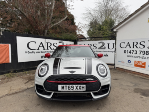 2019 MINI Clubman 2.0 Clubman John Cooper Works 306hp in Silver — image 3
