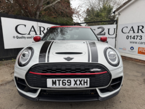 2019 MINI Clubman 2.0 Clubman John Cooper Works 306hp in Silver — image 4