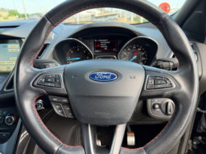 2018 Ford Kuga 1.5 Tdci St-Line SUV 5dr Diesel Manual Euro 6 (s/s) (120 Ps) in Black — image 6