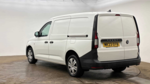 2023 Volkswagen Caddy Maxi 2.0 Tdi C20 Commerce in White — image 2