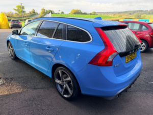 2012 Volvo V60 2.0 D4 R-Design Estate 5dr Diesel Manual Euro 5 (s/s) (163 Ps) in Blue — image 4