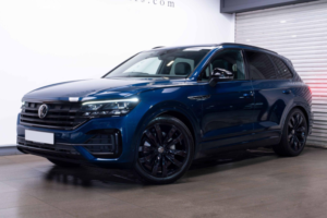 2021 Volkswagen Touareg 3.0 Tdi V6 Black Edition Tiptronic 4motion Euro 6 (s/s) 5dr in Blue — image 3