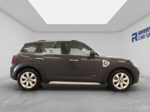 2021 MINI Countryman 1.5 10kwh Cooper Se Classic SUV 5dr Petrol Plug-In Hybrid Auto All4 Euro 6 (s/s) (222 Ps) in Grey — image 4