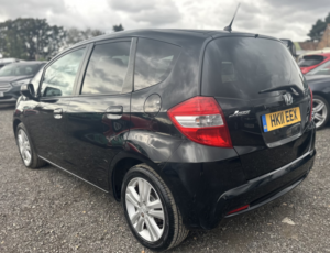 2011 Honda Jazz 1.4 I-Vtec Ex in Black — image 5