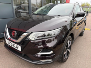2021 Nissan Qashqai 1.3 Dig-T N-Motion Euro 6 (s/s) 5dr in Black — image 3