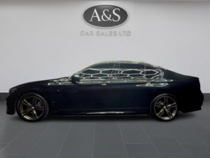 2016 BMW 7 Series 3.0 740d Xdrive M Sport Saloon in Black — image 6