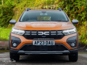 2023 Dacia Sandero Stepway 1.0 Tce Expression Euro 6 (s/s) 5dr in Orange — image 2