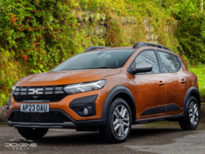 2023 Dacia Sandero Stepway 1.0 Tce Expression Euro 6 (s/s) 5dr in Orange — image 3