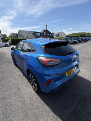 2021 Ford Puma 1.0 Puma St-Line 5 Door 1.0l Ecoboost 125ps Mhev Fwd 6 Speed Manual in Blue — image 6