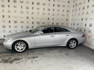 2005 Mercedes-Benz Cls 3.5 Cls350 in Silver — image 4
