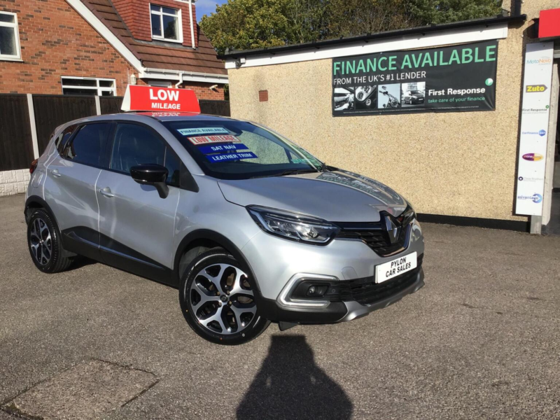 2018 Renault Captur 0.9 Tce Energy Signature X Nav Euro 6 (s/s) 5dr in Silver — image 1