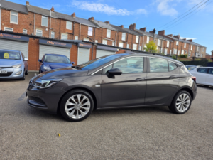 2016 Vauxhall Astra 1.4 I Energy in Grey — image 4