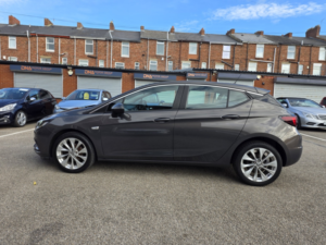 2016 Vauxhall Astra 1.4 I Energy in Grey — image 6
