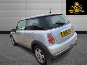 2006 MINI Hatch 1.6 Cooper Hatch in Silver — image 5