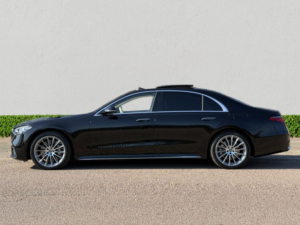 2025 Mercedes-Benz S Class 3.0 S450el 22kwh Amg Line (premium Plus, Executive) Saloon 4dr Petrol Plug-In Hybrid G-Tronic+ Euro 6 (s/s) (408 Ps) in Black — image 4