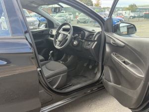 2016 Vauxhall Viva 1.0 I Se in Black — image 5
