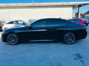2022 BMW 7 Series 3.0 730d Mht M Sport Auto Euro 6 (s/s) 4dr in Black — image 6