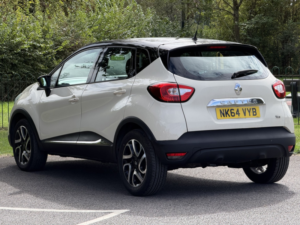 2014 Renault Captur 0.9 Dynamique Medianav Tce 90 Stop & Start in White — image 6