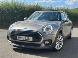 2016 MINI Clubman 2.0 Cooper D Euro 6 (s/s) 6dr in Silver — image 2