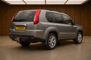 2011 Nissan X-Trail 2.0 Dci Tekna in Grey — image 2