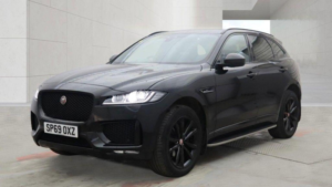 2019 Jaguar F-Pace 2.0 D180 Chequered Flag Auto AWD Euro 6 (s/s) 5dr in Black — image 2