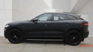 2019 Jaguar F-Pace 2.0 D180 Chequered Flag Auto AWD Euro 6 (s/s) 5dr in Black — image 3