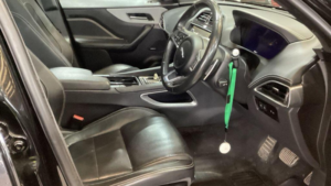 2019 Jaguar F-Pace 2.0 D180 Chequered Flag Auto AWD Euro 6 (s/s) 5dr in Black — image 5