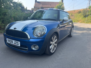 2009 MINI Hatch 1.6 Cooper D Hatchback 3dr Diesel Manual Euro 4 (110 Ps) in Blue — image 2