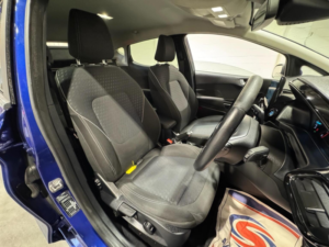 2018 Ford Fiesta 1.0t Ecoboost Titanium Euro 6 (s/s) 5dr in Blue — image 3