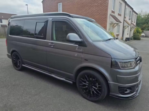 2014 Volkswagen Transporter in Grey — image 4