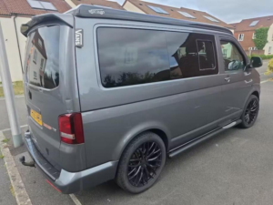 2014 Volkswagen Transporter in Grey — image 5