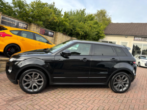 2014 Land Rover Range Rover Evoque 2.2 Sd4 Dynamic Auto 4WD Euro 5 (s/s) 5dr in Black — image 6