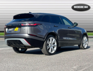 2018 Land Rover Range Rover Velar 2.0 Range Rover Velar R-Dynamic S D240 Auto 4WD 5dr in Grey — image 4