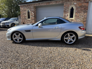 2014 Mercedes-Benz Slk 2.1 Slk250 Cdi Amg Sport in Silver — image 4