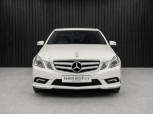 2011 Mercedes-Benz E Class 2.1 E250 Cdi Blueefficiency Sport Tiptronic Euro 5 2dr in White — image 2